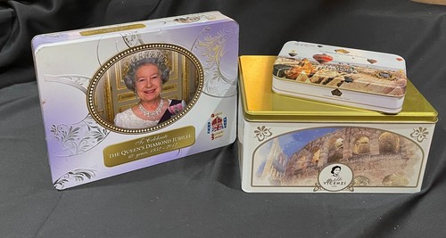 Lot assorted cookie tins - lot,