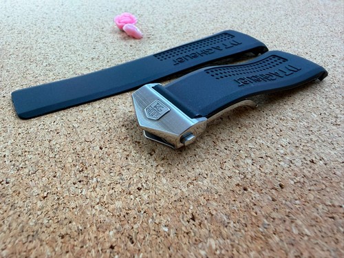 24mm black rubber watch - 24mm,
