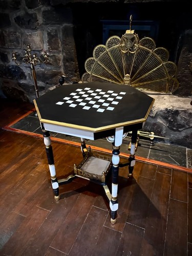 Unique chess side - unique, |