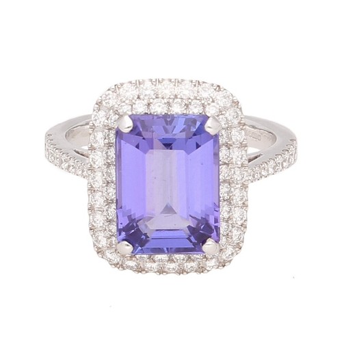 18carat white gold 90ct aaa - 2.90ct,
