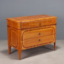 Antique Chest of Drawers