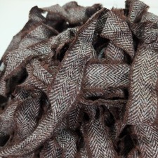 635g Wool Selvedge Yarn List