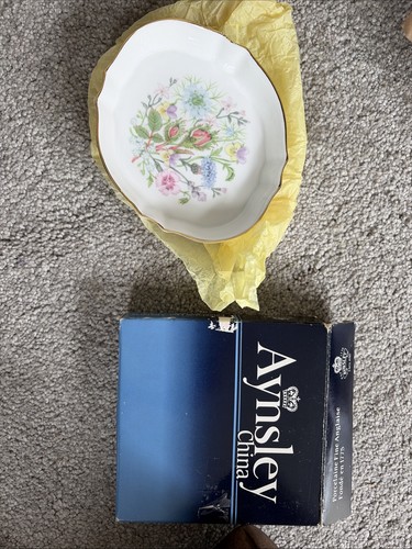 New box aynsley china - in,