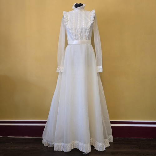 Vintage 1970s bride - bride, style