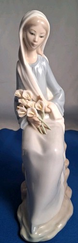 Rare lladro girl - lladro, with
