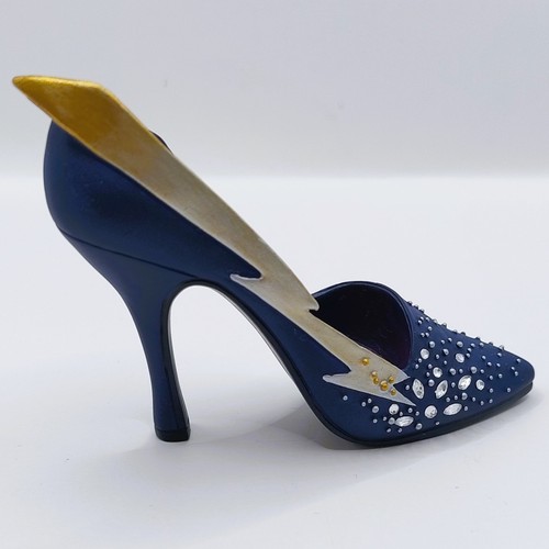 Just the right shoe zap - the, zap!