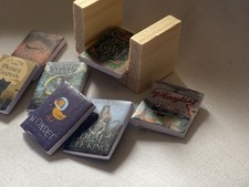 x1 - MINIATURE BOOKCASE with