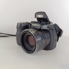 Fujifilm FinePix S1730 Compact