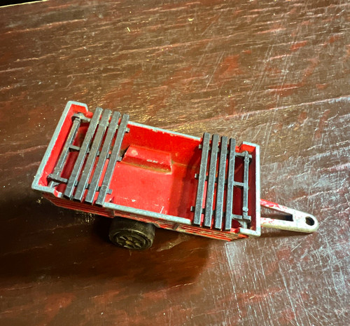 Majorette diecast farm trailer - majorette,
