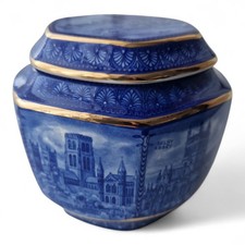 Wade Potteries Ringtons 80th