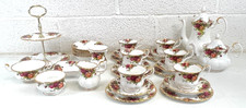Royal Albert, Tea & Coffee Pot, Cake Stand, Milk Jug, etc, Old Country Roses(a)