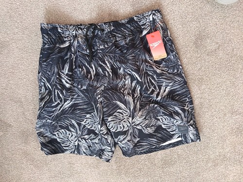 Speedo swim shorts - size, large