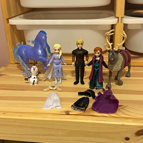 Disney frozen doll - frozen, lot