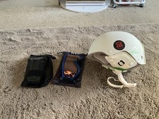 White Salomon Helmet Unsure Of Size See Photos  With Wrist Guards And Ski Goggle