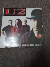 U2 Live Bono Makes the Point