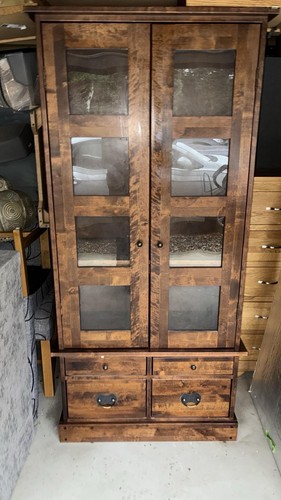 Laura ashley garrat - laura,