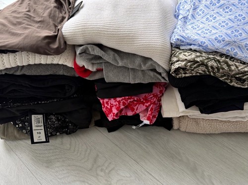 Women clothes bundle size - women’s,