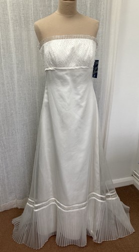 Bnwt ellis bridals - bnwt, ivory