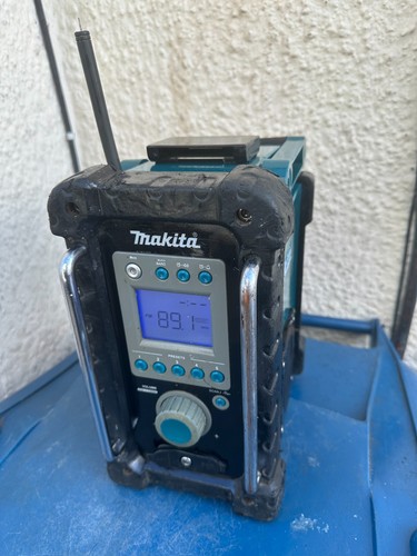 Makita bmr100 18v - fm/am,