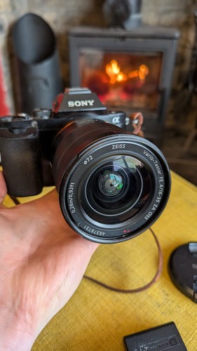 Sony 35mm e - 16-35mm, e-mount