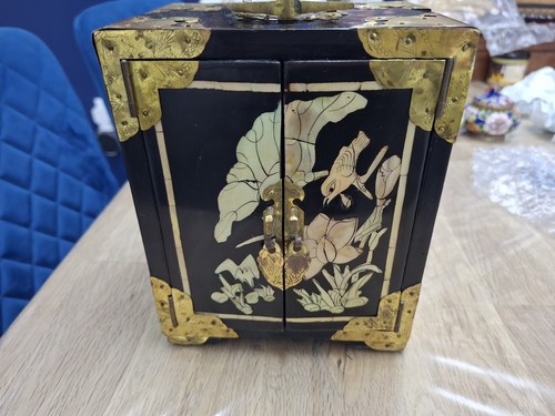 Vintage chinese jewellery - vintage, box