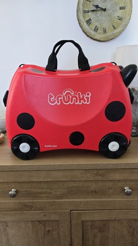 Trunki lady bird ride - trunki, on