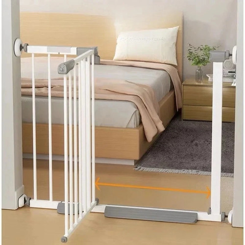 Baby safety gate - gate, pet