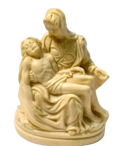 Pieta statue michelangelo - michelangelo, mary