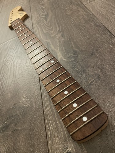 Squier fender 2004 strat - squier, by