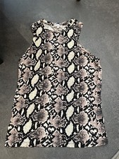 Red Herring Size 14 Top