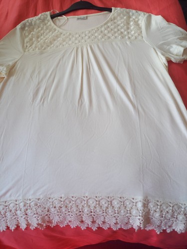 Ladies damart top - , size
