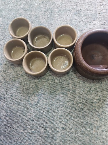 Terracotta pots glazed - x6, and