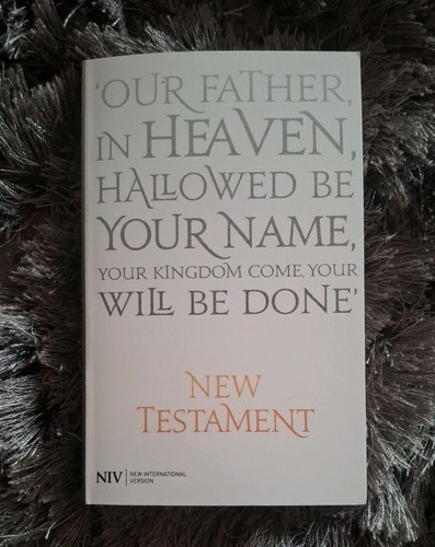 Niv new testament - by,