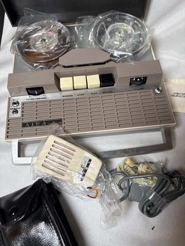 New vintage aiwa - (!),