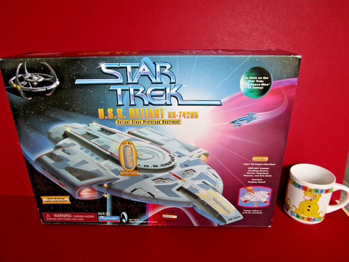 Star trek deep space nine - trek,