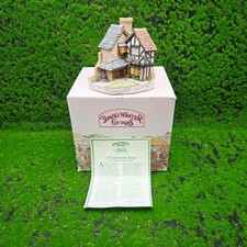 David Winter House 15 lawnside road Collectors Guild Members  Only  1994 Boxed