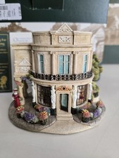 Lilliput Lane.......Going For A Song......with box and deeds.