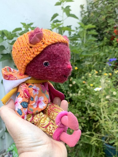 Collectors hand made dolls - collectors,