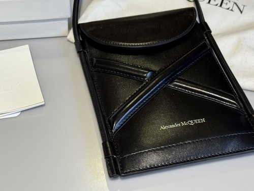 Genuine alexander mcqueen - alexander,
