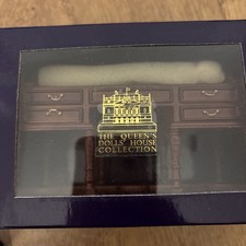 Queen Dolls House Writing Desk