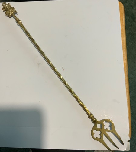 Brass toasting fork back - brass,