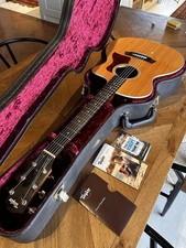 Taylor 214CE  DLX Electro