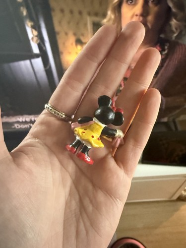 Rare minnie mouse figurine - mouse,