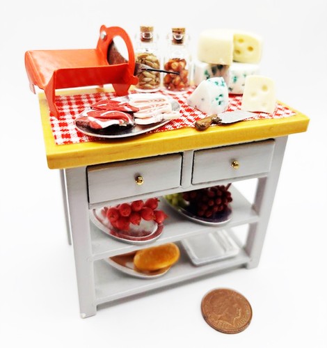 Dolls house deli - dolls,
