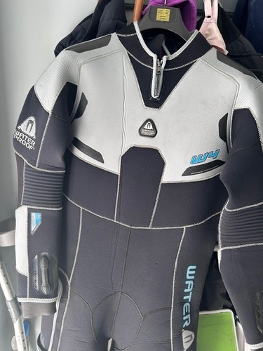Waterproof wet suit 5mm - waterproof,