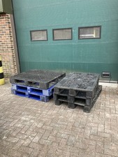 Used plastic pallets (six)