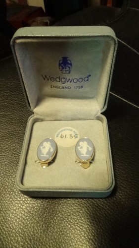 Wedgwood blue jasperware cameo - wedgwood,