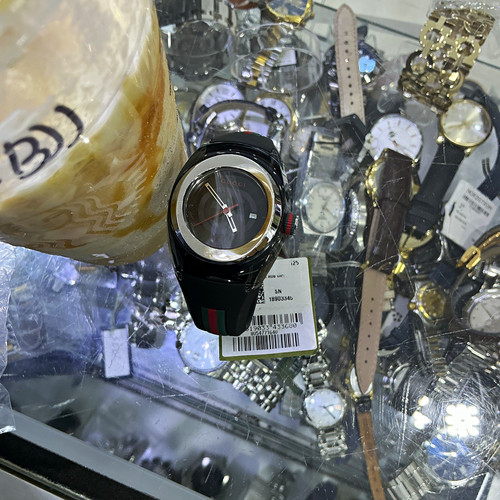 Gucci sync unisex quartz - gucci,