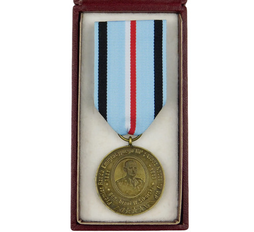 Ww2 polish medal years - medal,