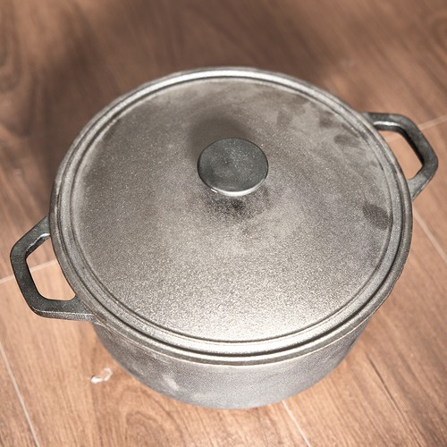 Cast iron round - iron, oven